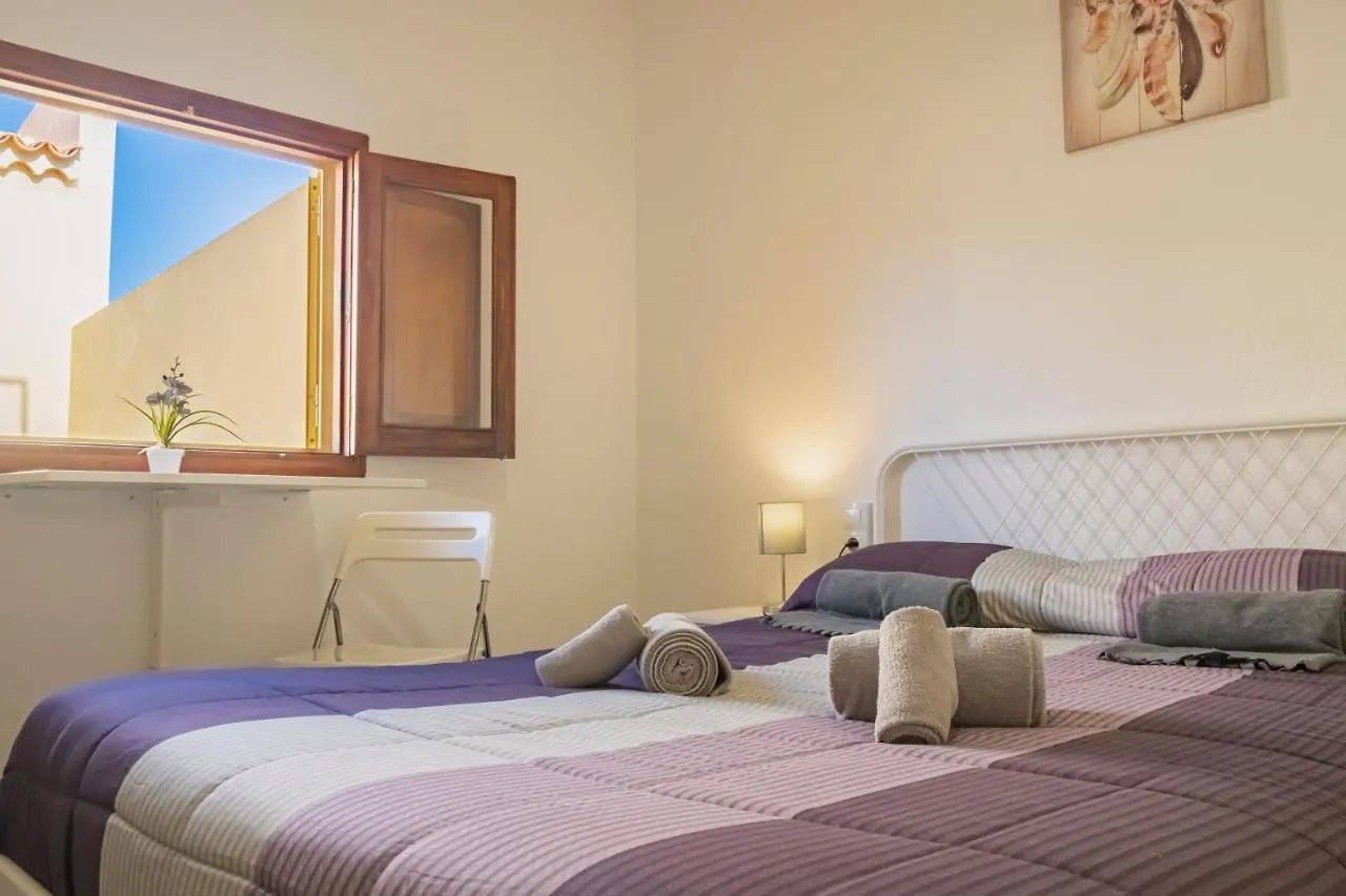 Vistalroque Bed and Breakfast Arona